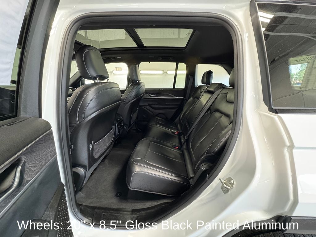 2024 Jeep Grand Cherokee Limited Black Appearance Package