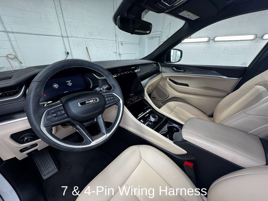 2024 Jeep Grand Cherokee Limited Dual-Pane Panoramic Sunroof