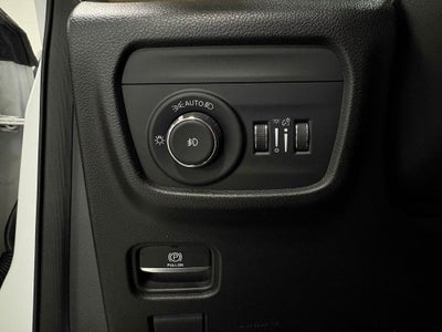 2023 Jeep Grand Cherokee Limited Blackout Package with Navigation