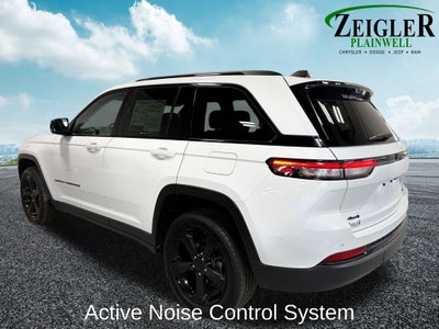 2023 Jeep Grand Cherokee Limited Blackout Package with Navigation