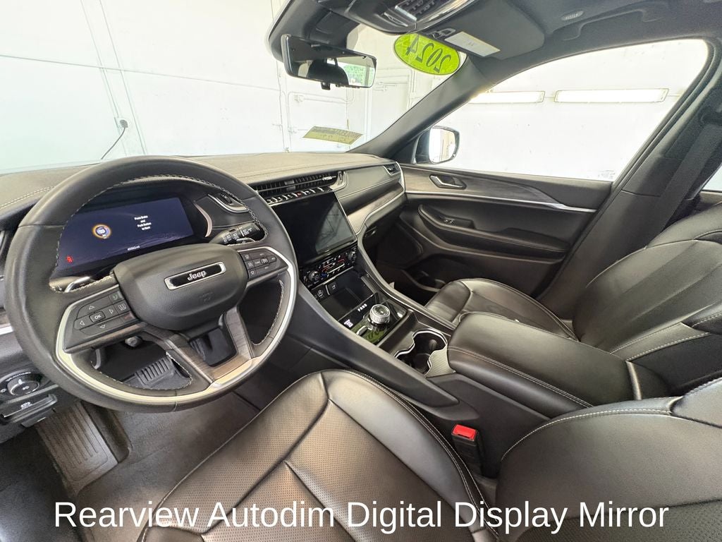 2024 Jeep Grand Cherokee Limited Panoramic Sunroof