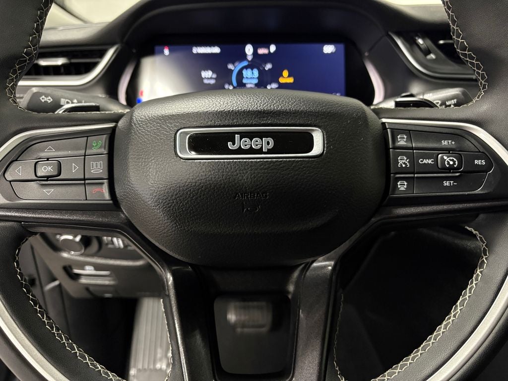 2023 Jeep Grand Cherokee L Laredo Radio: Uconnect 5 w/8.4" Display