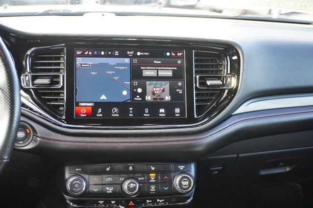 2022 Dodge Durango R/T Navigation System & Apple CarPlay/Android Auto