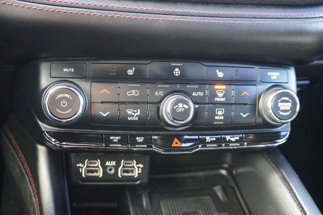 2022 Dodge Durango R/T Navigation System & Apple CarPlay/Android Auto