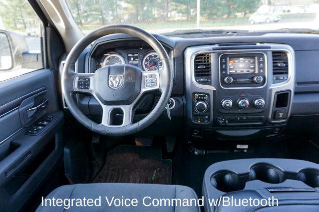 2022 RAM 1500 Classic SLT Integrated Voice Command w/Bluetooth & ParkView Re