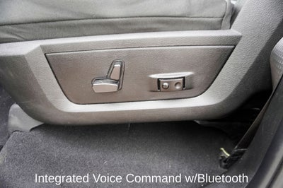 2023 RAM 1500 Classic SLT Apple CarPlay & ParkView Rear Back-Up Camera