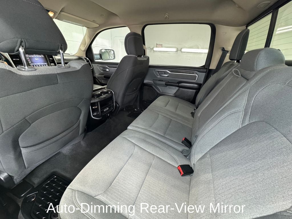 2020 RAM 1500 Big Horn/Lone Star Level 2 Equipment Group