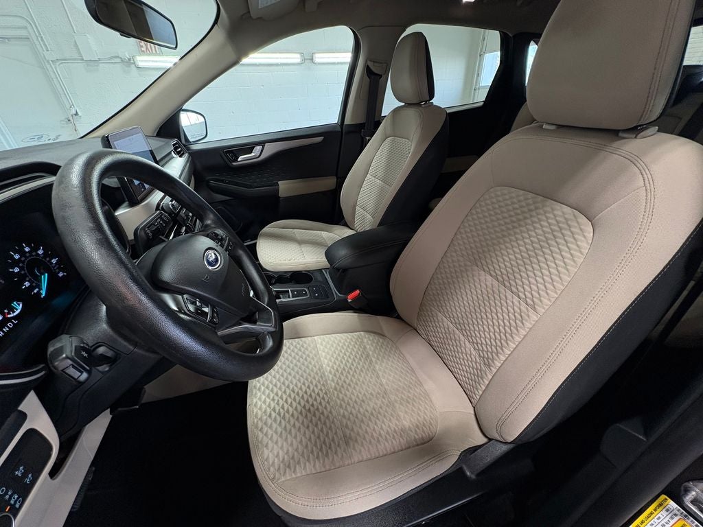 2020 Ford Escape SE Exterior Parking Camera Rear