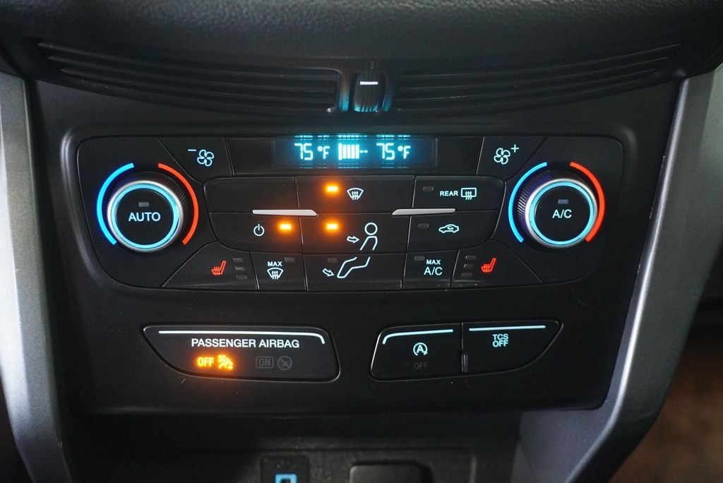 2019 Ford Escape SEL Panoramic Vista Roof