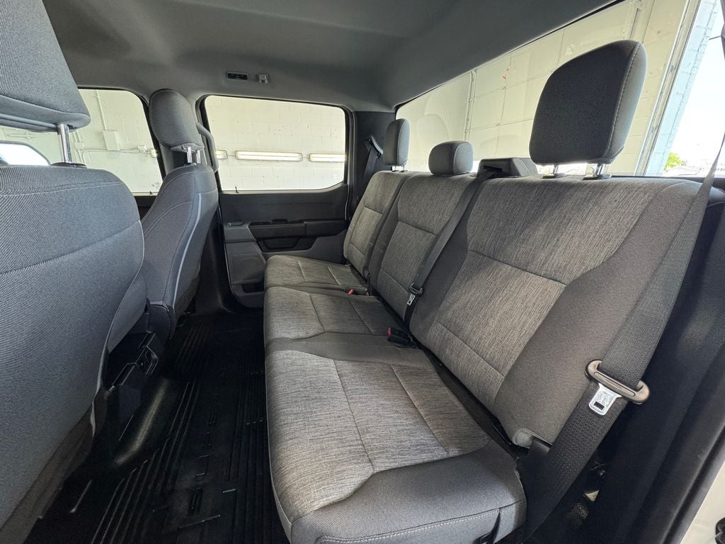 2023 Ford F-250SD XL GVWR: 10,000 lb Payload Package