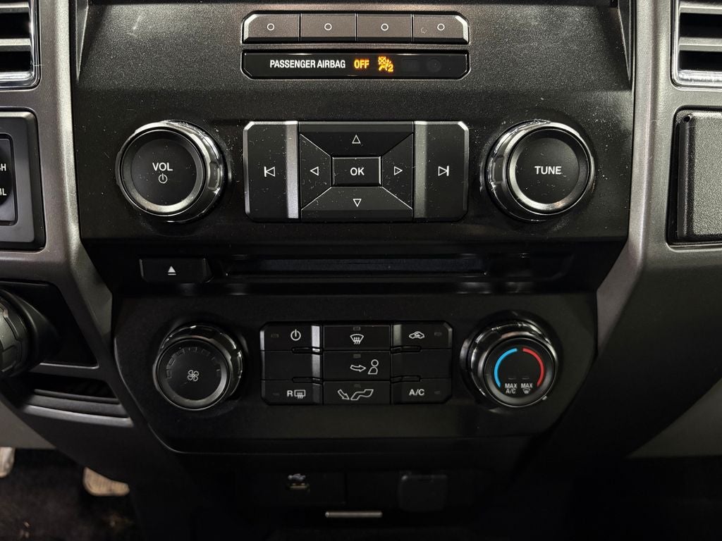 2016 Ford F-150 XLT Rear View Camera w/Dynamic Hitch Assist