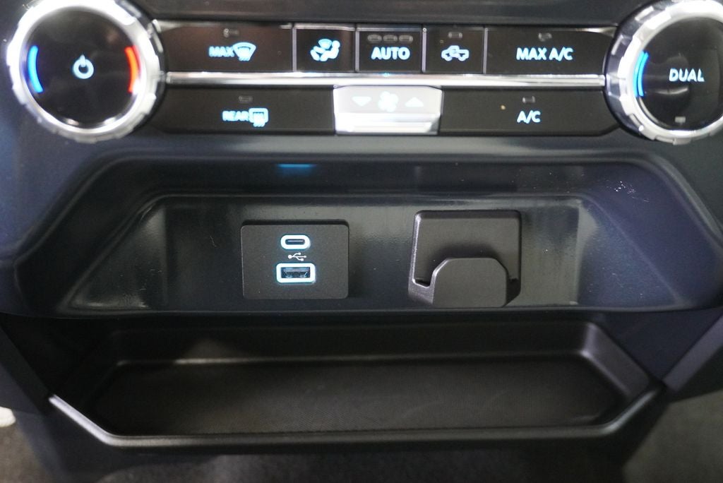 2024 Ford F-150 XLT Navigation System