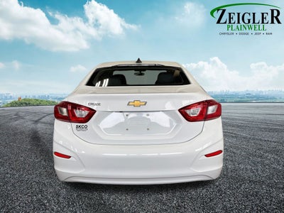 2018 Chevrolet Cruze LS