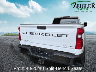2022 Chevrolet Silverado 2500HD Custom