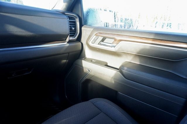 2025 Chevrolet Silverado 1500 LT Navigation System & 12.3" Multicolor Reconfigurabl