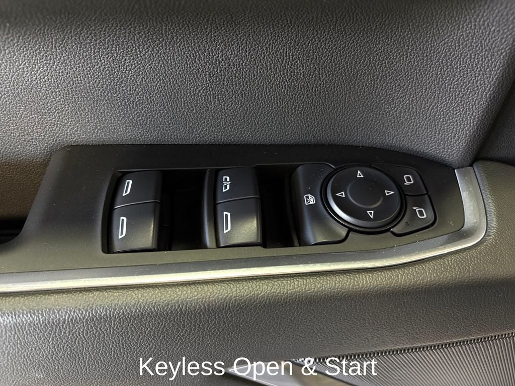 2025 Chevrolet Silverado 1500 LT Navigation System