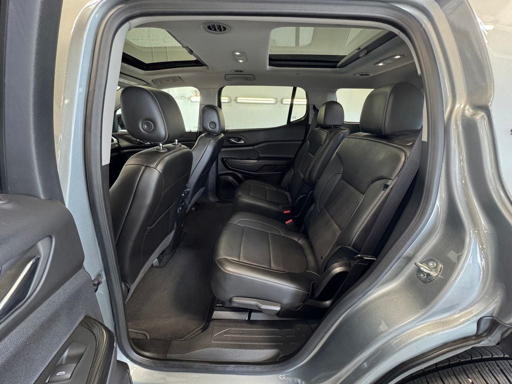 2023 GMC Acadia SLT Elevation Edition