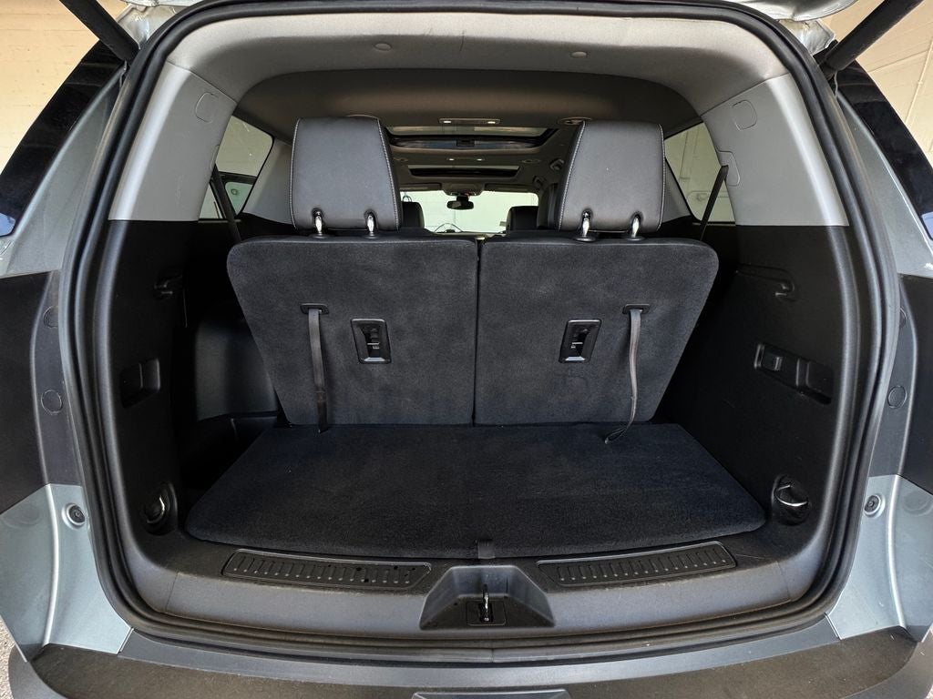 2023 GMC Acadia SLT Elevation Edition