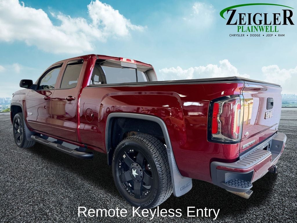 2017 GMC Sierra 1500 SLT Trailering Equipment