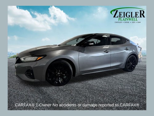 2021 Nissan Maxima SR Power moonroof