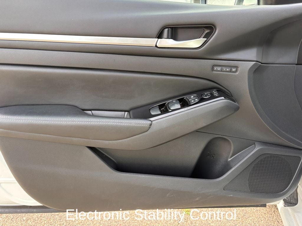 2024 Nissan Altima Platinum