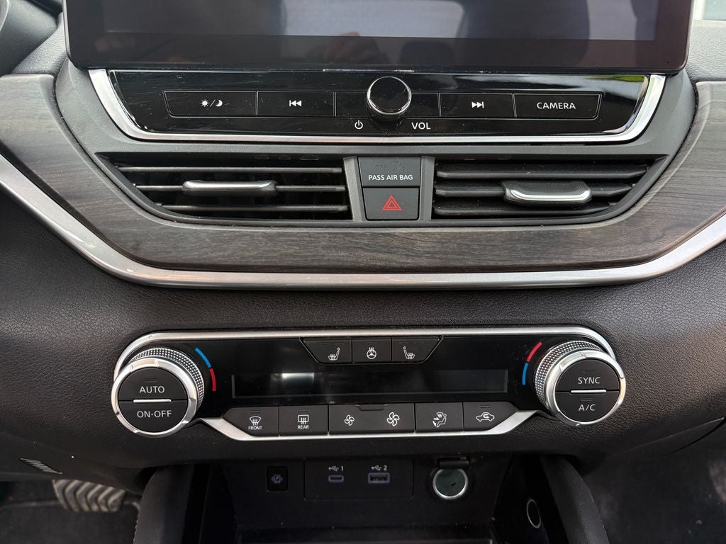 2024 Nissan Altima Platinum