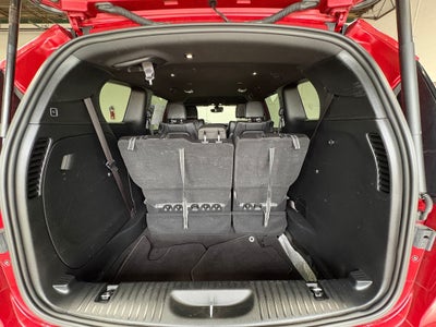 2025 Chrysler Pacifica Select Radio: Uconnect 5 with 10.1" Display