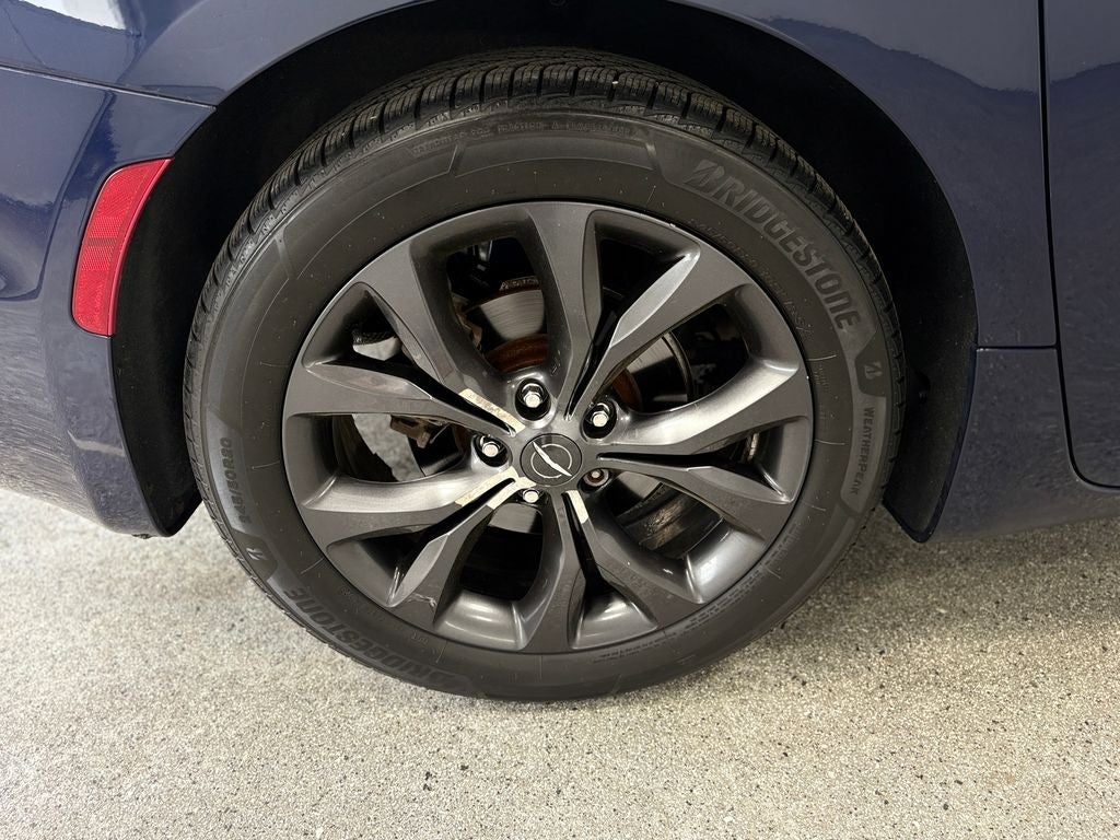 2018 Chrysler Pacifica Touring L Plus S Appearance Package
