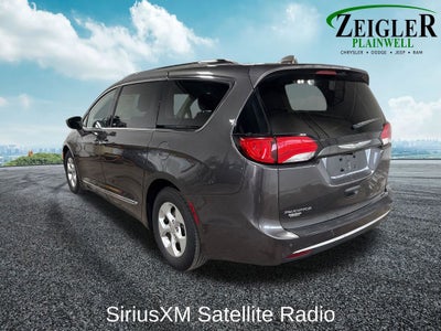 2017 Chrysler Pacifica Touring L Plus
