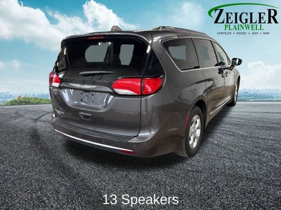 2017 Chrysler Pacifica Touring L Plus