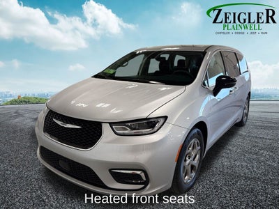 2024 Chrysler Pacifica Limited Power moonroof