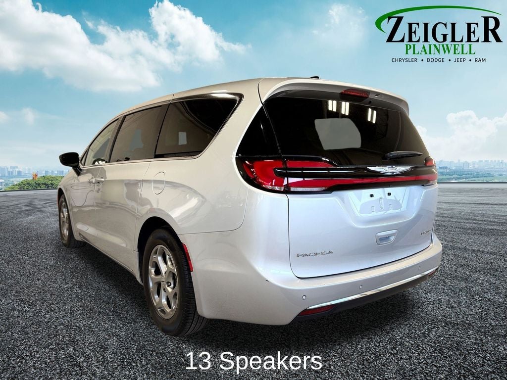 2024 Chrysler Pacifica Limited Power moonroof