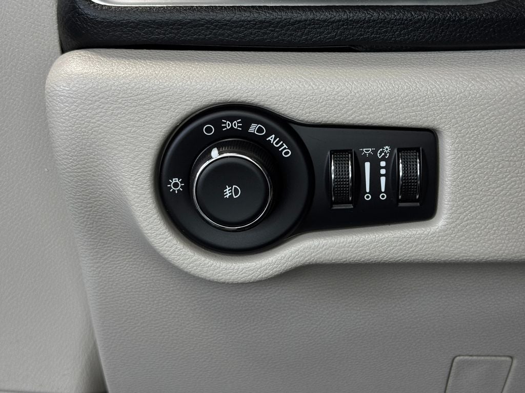 2019 Chrysler Pacifica Limited Navigation System