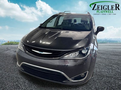 2018 Chrysler Pacifica Hybrid Touring L