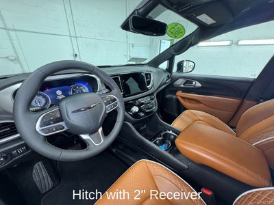 2025 Chrysler Pacifica Pinnacle Power moonroof