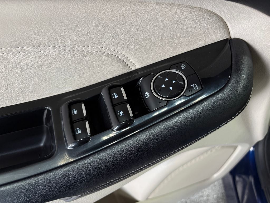 2016 Ford Edge Titanium