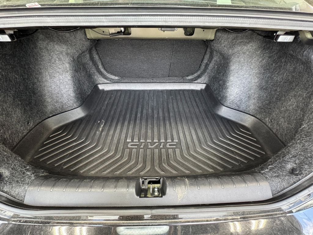 2016 Honda Civic EX Radio: 180-Watt AM/FM Audio System