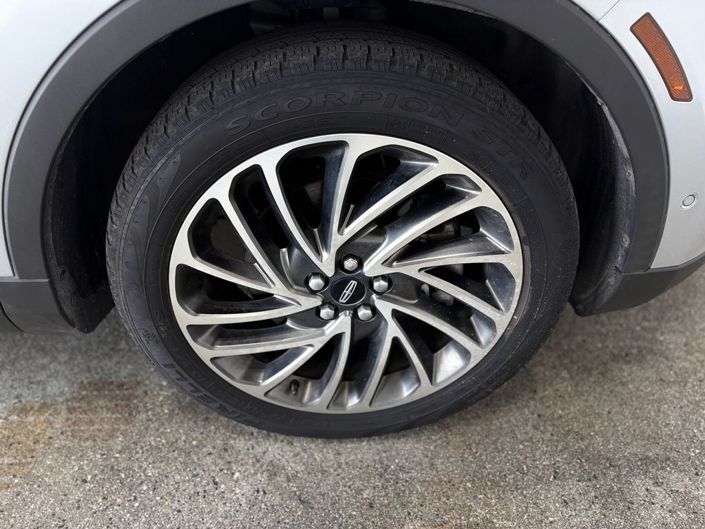 2019 Lincoln Nautilus Reserve Panoramic Vista Roof