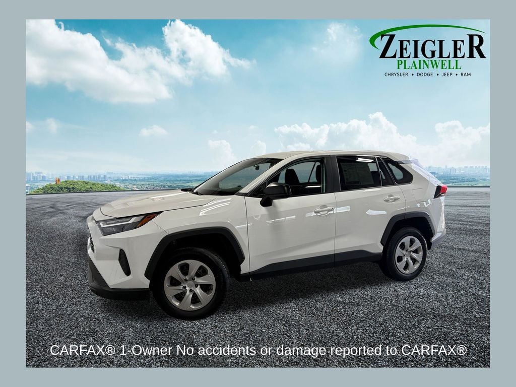 2024 Toyota RAV4 LE