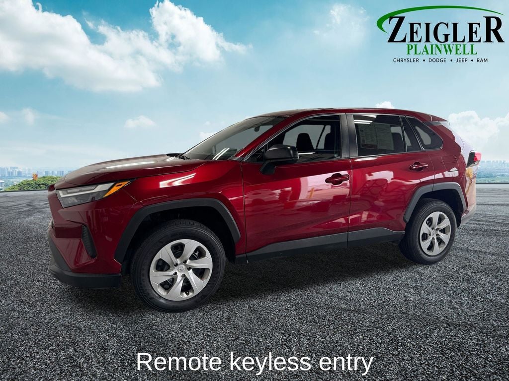 2023 Toyota RAV4 LE