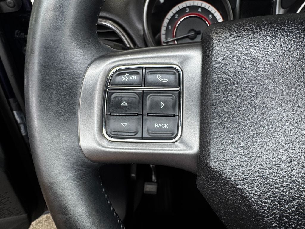 2017 Dodge Journey Crossroad 3rd row seats