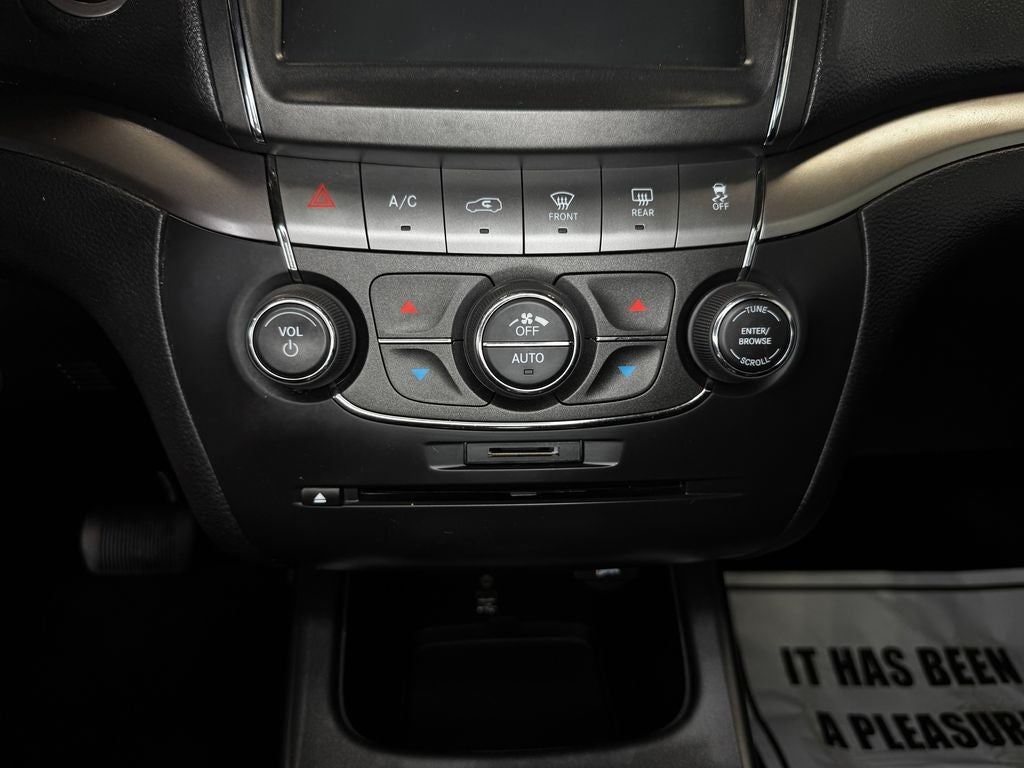 2017 Dodge Journey Crossroad 3rd row seats
