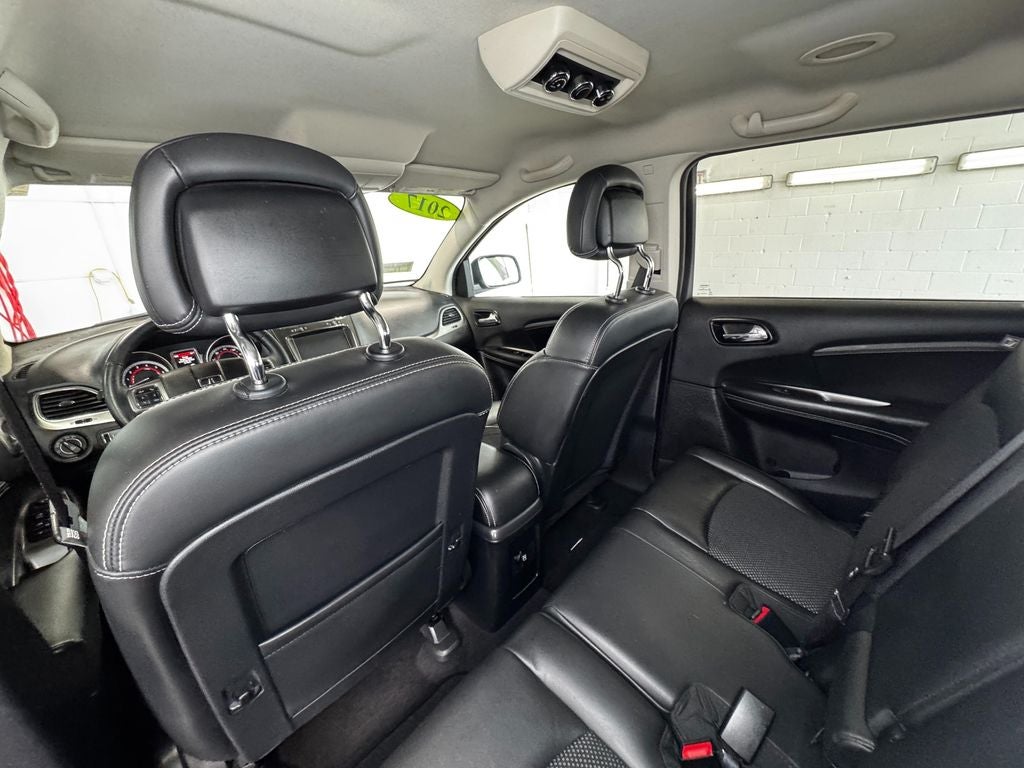 2017 Dodge Journey Crossroad 3rd row seats