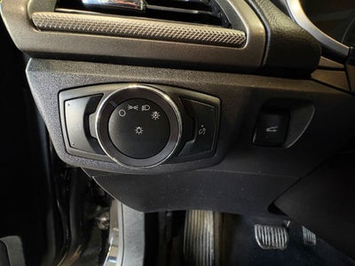 2020 Ford Fusion SE Power Moonroof