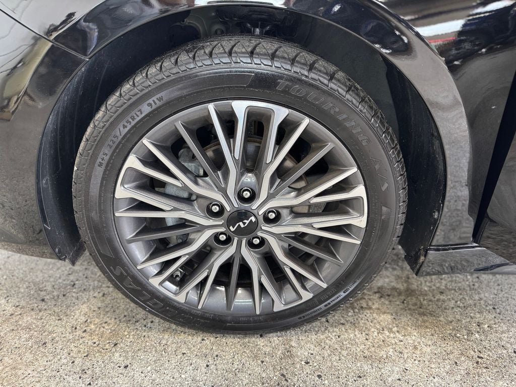 2023 Kia Forte GT-Line Technology Package