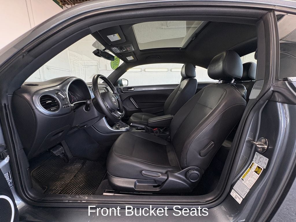 2018 Volkswagen Beetle 2.0T SE Exterior Parking Camera Rear