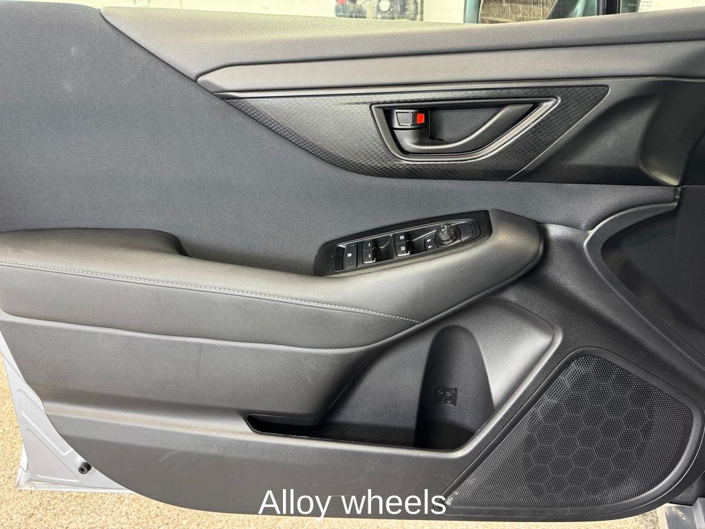 2025 Subaru Legacy Base