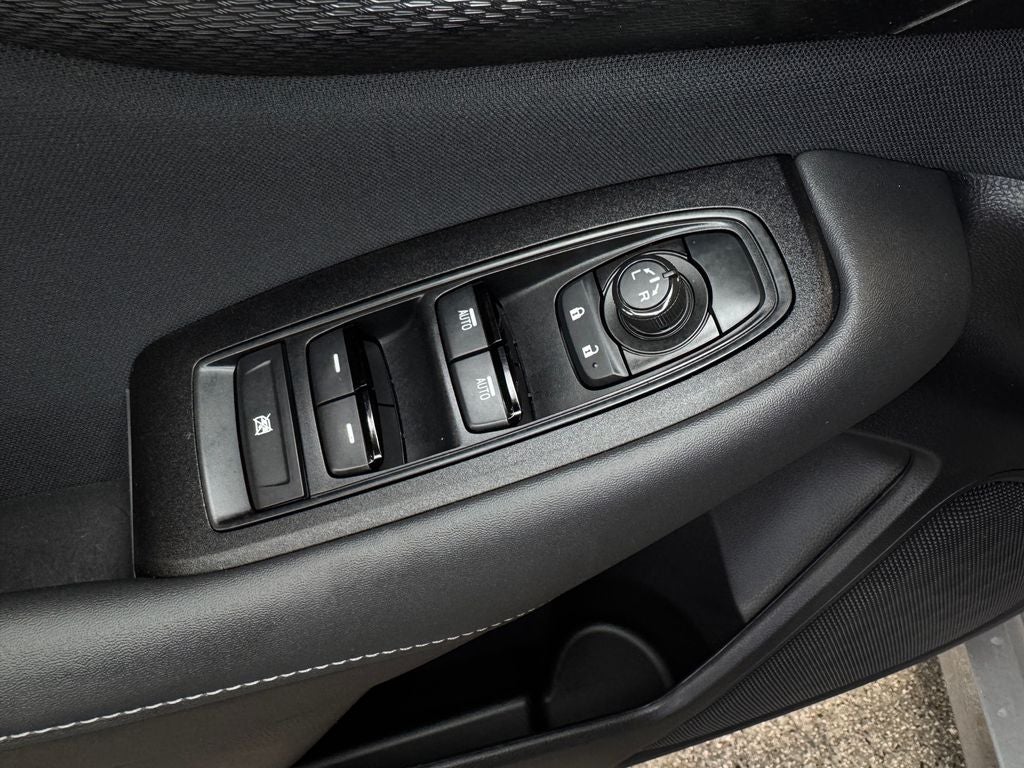 2025 Subaru Legacy Base Subaru Dual 7.0" Multimedia System