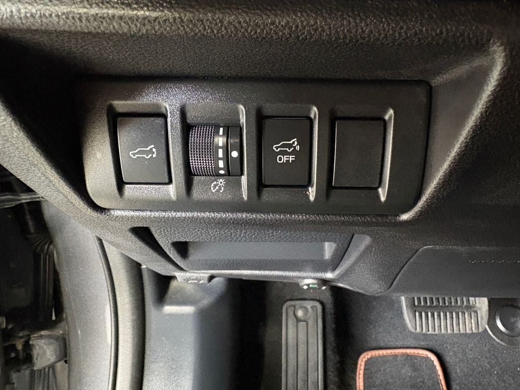 2024 Subaru Outback Touring Power moonroof