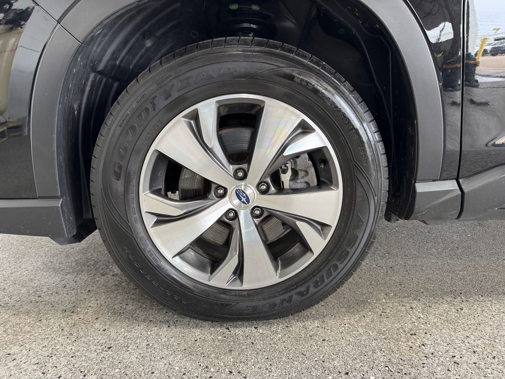 2024 Subaru Ascent Premium Subaru STARLINK 11.6" Multimedia Plus System